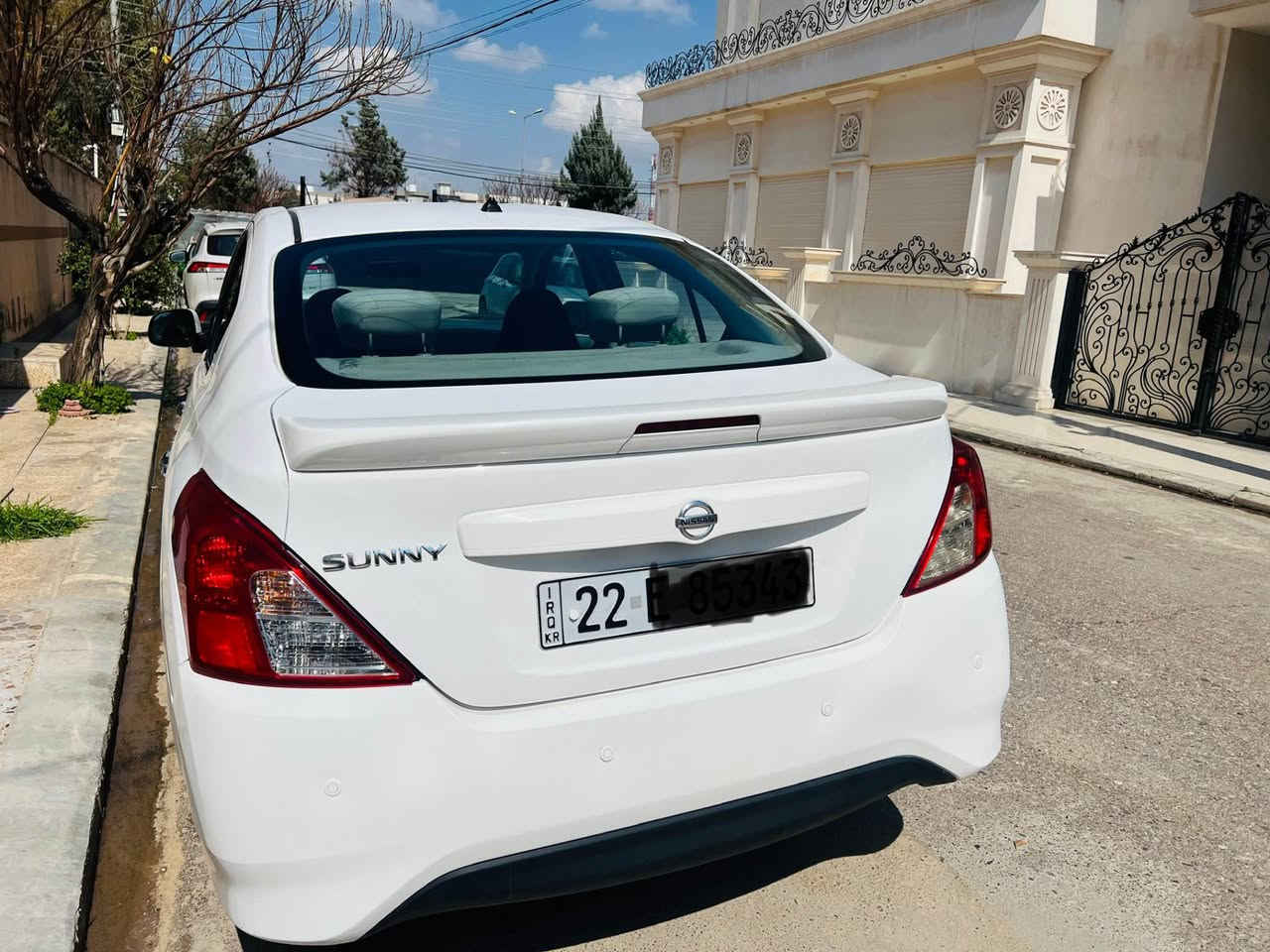 لاکیشمیبای ٢٠٢٣
بێ بۆیاغ تەنها جەمپێکی پشتی هەیە 
رەقم و سەنەوی و هەزی نوێیە تا ٢٠٢٨ 
سیارەکی تازە و بێ مەسروفە 
*********** واتسئاب
سعری ١٠٨ و مەجالێکی کەم أربيل, العراق
