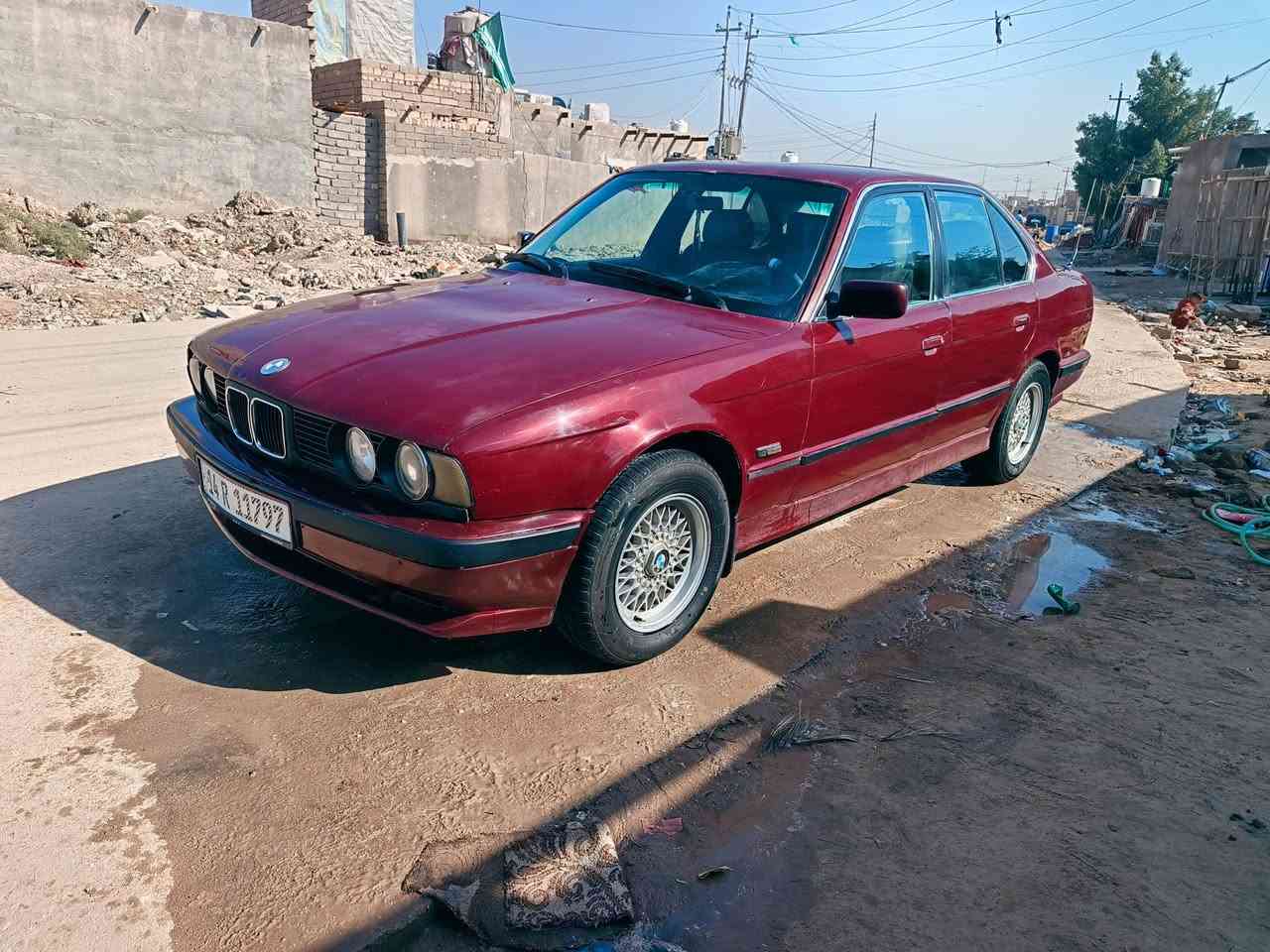 للبيع bmw 525
رقم بصره مشروع وطني ل30 شرط المداور راعيه يمي يريد تحويل 
مكينه وكير ثنين ونص ديلكو بلكارتون صار شهرين من شادهن تحويره كامله مكينه كير ضفيره باتري كله جديد
حداديه نفض امامي خلفي كله جدديد كاردن وشيال جدد
تخم تاير جديد وتخم ويل خليه سياره نقصه فقط تبريد 
بدون ضربه دواخل نضيفه كهربائيات شغاله 
السعر 47 وبيه مجاال قليل مكاني ناصريه قضاء الغراف
***********
