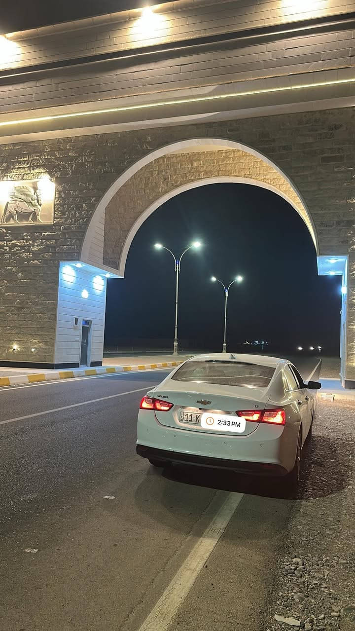 ‎🚘 للبيع شفروليه ماليبو 2024
‎🔹 المحرك: 1500T تيربو
‎🔹 الوارد: أمريكي 
‎🔹 الحالة: ممتازة جدًا، استخدام شخصي ونظيف
‎🔹 الممشى: (38km)
‎🔹 القير: أوتوماتيك ناعم
‎🔹 اللون: (ابيض)
‎
‎✨ المواصفات
‎LT1 فول ماعدا الفتحة 
‎تشغيل عن بعد
‎شاشة كبيرة + Apple CarPlay / Android Auto
‎مثبت سرعة
‎كاميرا خلفية
‎تحكم بالمقود
‎تكييف قوي
‎تدفئة كشن
‎صرفية بنزين اقتصادية
‎قيادة ناعمة وثبات عالي بالطريق
‎رادار 
‎
‎محرك وكير مكفولات 
‎السيارة جاملغ على البارد يمين السايق والبنيد مبدل الباقي شرط الفحص
‎ السعر: ($155) 
‎ الموقع: (الاسكندرية بابل )
‎📞 للتواصل: (***********)
