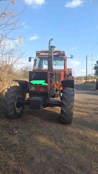 للبيع تركتر فيات 140-90 دخول جديد غير مشتغل بالعراق  منفيس  اكسن بارز/...