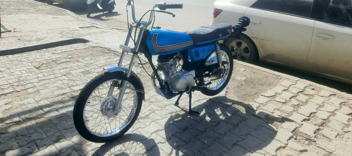 سلام عليكم دراجه نامه تعمير كله 25 وشاصي 21 دراجه نضيفه شوفت عينك اوراق اصوليي  السعر 575 وبيه مجال الاتصال ***********. ***********
