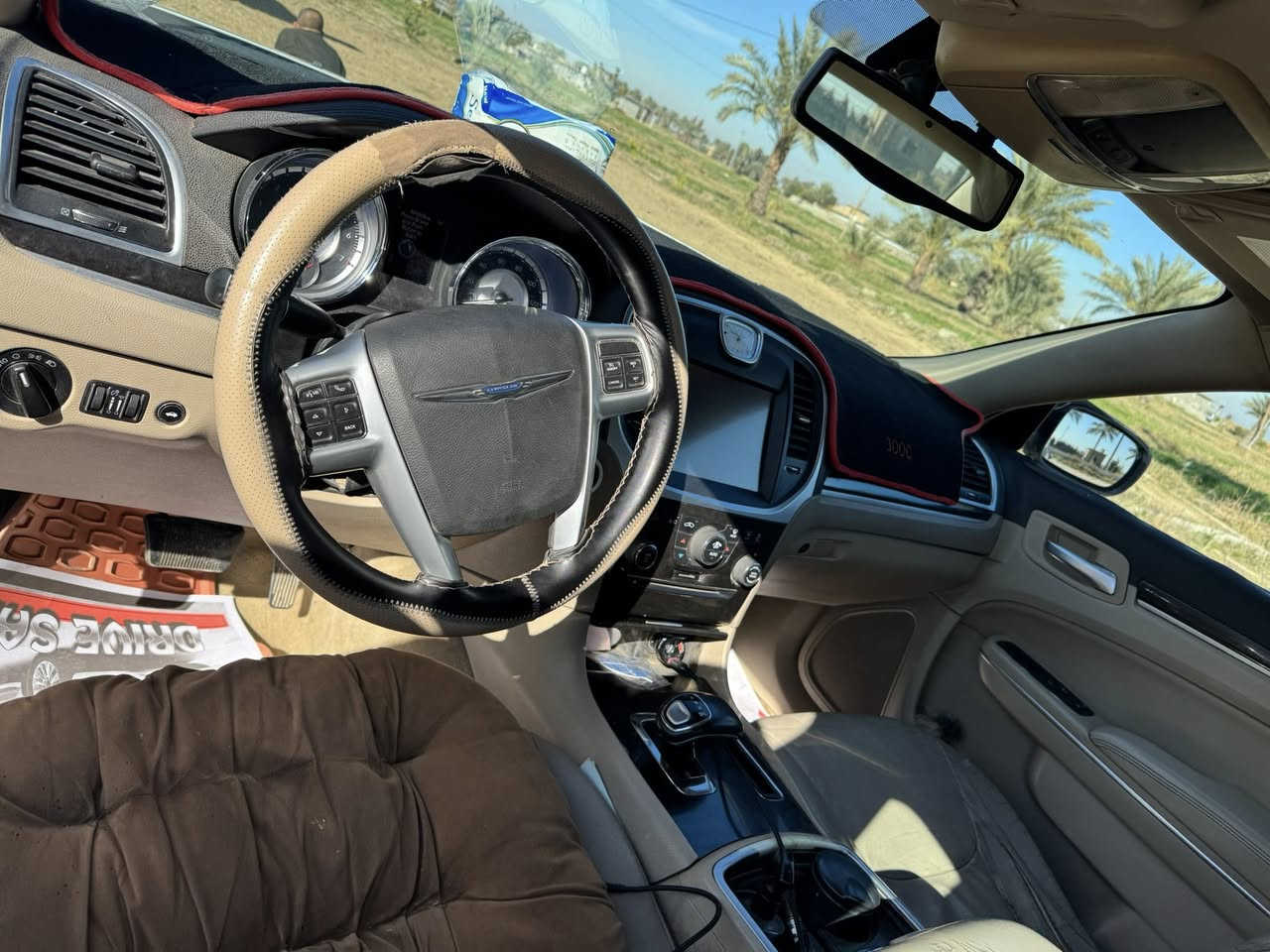 اوباما 2013اصل بسمي 
السياره متعوب عليه جاهزه متصرف عليه الف جاهزه 
السياره سي للبيع فقط 
مكان السياره بغداد ابو غريب 
الرقم ‭0 776 233 9518‬
