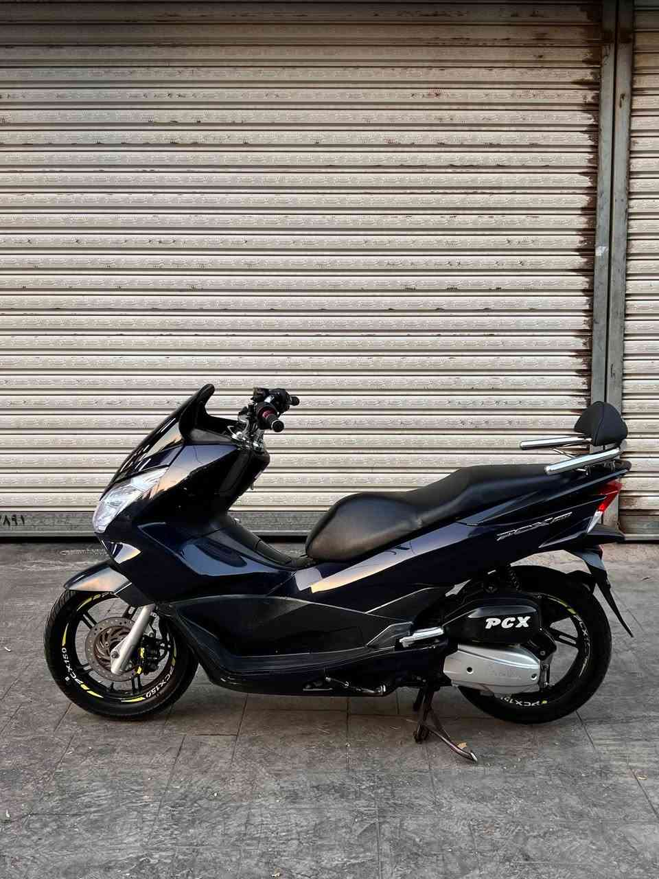 للبيع pcx جيل الثاني
الدراجة شلعة ومعدل خير من الله 
كهرباءيات كلهة شغالة
نضافة الكفرات 80%
رايدهة(1500) وبيهة مجال
للاستفسار اكثر***********
