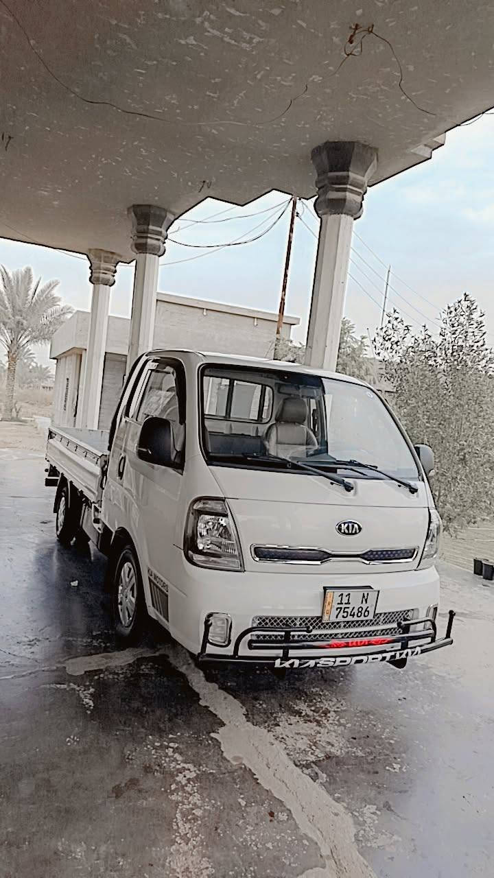 السلام عليكم...
كيا موديل ٢٠٢١ كفالة عامة رقم انكليزي محرك على الشركة الشكل الجديد السيارة نظيفة جدا صاحبها مدير مدرسة من البيت للدوام وبس 
***********
***********
