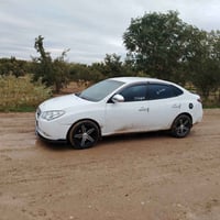 ئاڤانتی • ٢٠١١ • جير عادي