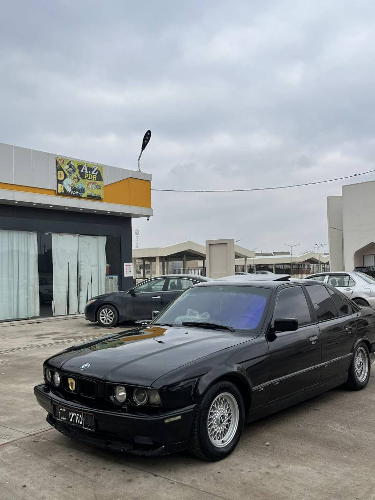 BMW E34 525i

مۆدیل1995

مەکینە525کەپس گێر ئۆتۆماتیک تەبریدەساردو گەرمە جام کاربایە دەبل ئێرباگ فول فول کوشن جلدە کوشن سپۆرتە بێ دەحمو لێدرانەئارم پلاسیتک سلێمانێە

بۆ زانیاری زیاتر نامە بۆ ماسنجەر بنێرە سوران, أربيل


**إذا كنت صاحب هذا الإعلان وتريد حذفه لأي سبب، رجاءا أرسل رسالة إلى الدعم الفني**