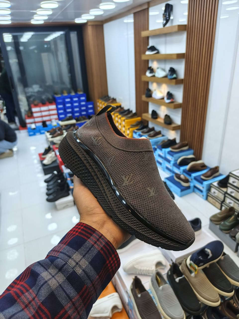 سوتات شرط كوالتي عالي 
احذيه ماستر كوالتي شرط طبي 
قطع محدودة باقي 
*********** واتساب 
توصيل مجاني داخل سامراء
