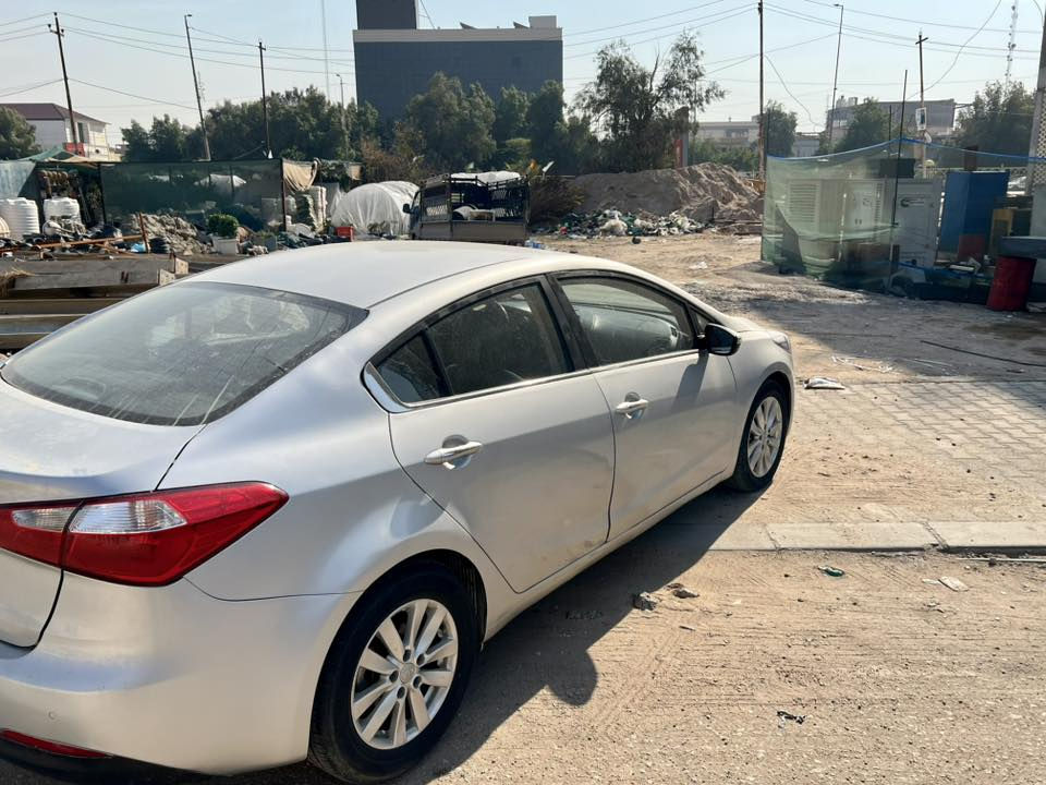 اللهم صلى على محمد وآل محمد 
للبيع كي 3 او سيراتو موديل2014 فول عده الفتحه
ادوات ادوات حديده مامتومه علماً السياره دخول جديد ستوه كامله
كصتين قماره وجنطه 
مواصفاته
بصمه
كشنات جلد 
1لون رصاصي
2تحكمات +بلاتون+اواكس
3اشاير بل مري
4ويل 15بلادي
5مكينه 1600
6تبريد ثلج
7حداديه زيرو بل باكيت
8باتري جديد
9ريموت تقفيل وتفتيح
10مري ترحيب
السياره جاهزه على اخر حبايه سبيره مانازل
الميعجبه السعر يدعيلنه برزق واللهم يرزق الجميع
المكان النجف الاشرف
السعر 51
الاتصال على الرقم ***********
