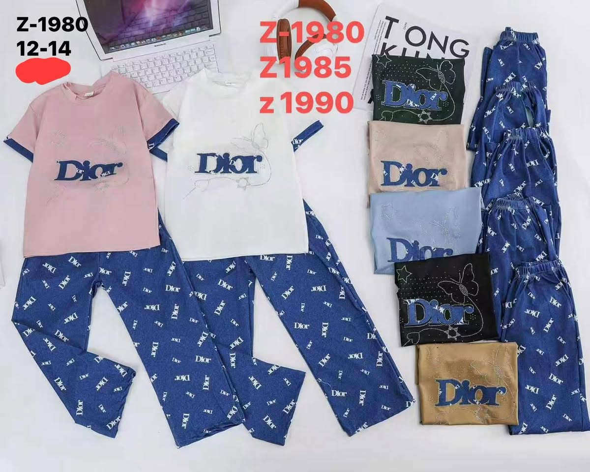 تراك بناتي فول ليكرا
القياس عالصور
توصيل لكل العراق
الحجز والاستفسار ع خاص الصفحة او الواتس ***********
