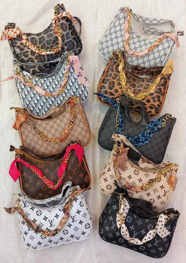 ✨✨ تخفيضات ✨✨

سعر الدرزن 38 الف
 ✨ حقائب نسائية أنيقة 

🚚 توصيل لكل المحافظات 5 الاف 
متوفر مفرد
https://t.me/jud75793


**إذا كنت صاحب هذا الإعلان وتريد حذفه لأي سبب، رجاءا أرسل رسالة إلى الدعم الفني**