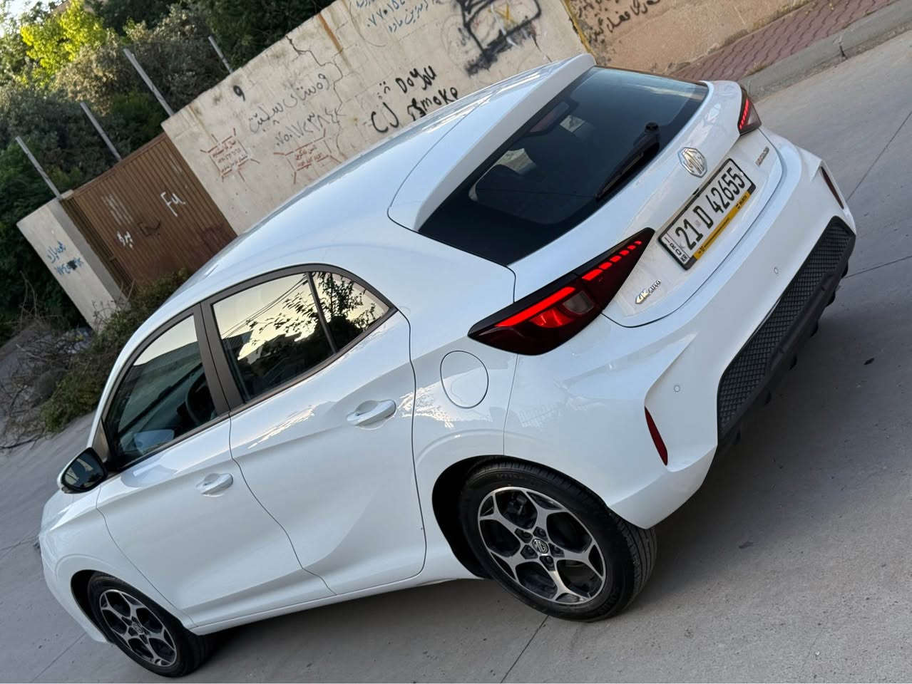 مجی٣ 
٦ساڵزەمانی شەریکە ماوە بێدەعم
مواسەفات کۆمفۆرد(لایت عەدەسە بلاجکتۆر فڵچەئۆتۆ فڵچەیدواوە و هیتەر بریک بەسمە ئۆتۆ هۆڵد تەبرید مەرکەزی بەسمە زۆر مواسەفاتی کە
بەنزینی نۆرماڵی تێکە دیلکۆی نییە
١١١گەڵا بەسفری بە ١١٦گەڵایە ١١ی ڕەقەم ١٢٧ ئەکەوێ من بە ١١١ئەی فرۆشم
٢٠هەزار ڕۆشتووە السليمانية, العراق


**إذا كنت صاحب هذا الإعلان وتريد حذفه لأي سبب، رجاءا أرسل رسالة إلى الدعم الفني**