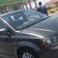 دوج كرفان للبيع موديل ٢٠ فول مواصفات بيها ٤ قطع مبدلات بلاد حادثها بدو...