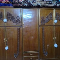 غرفه للبيع السعر 350وبيها مجال بيها اضرار بسيطه مكلفه بالنشر 075128231...