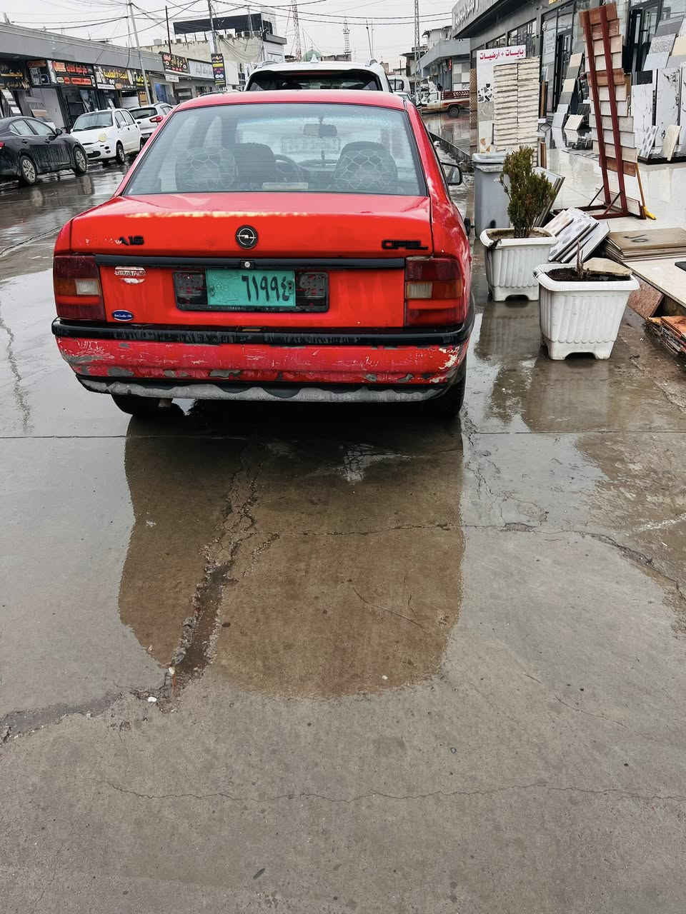 أوبل فكترا موديل 1992 حجم 16  كابون بانزين تحويل الشراي يتصل على الرقم ***********
