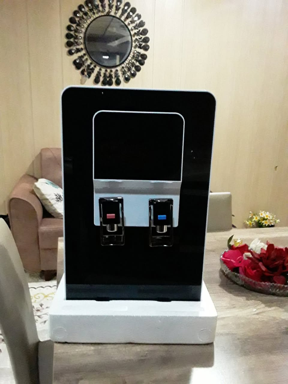 داشكاندنيكى تايبه ت👌
ئایا دەزانیت فلتەری ئاو گرنگترین ئامێرە کە لەماڵدا هەبێت تا ژیانمان تەندروست بێت؟💯

لەبەر ئەوەی

**ئاوێکی پاک و تەندروست هەمیشە لەسەرسنگەکەت دەبێت💧💧

**ڕزگاربوون لەو نەخۆشیانەی کە بەهۆی ئاوی پیسەوە توشی مرۆڤ دەبێت وەک بەردی گورچیلە هتد ... .🥛

***جگە لە بەکارهێنانی ئاو پاک بۆ خواردنەوە و چالێنان و چێشت لێنان دەتوانرێت بۆ ناو ئوتو و سەماوەرو ئاوی ناوفڵچەی سیارەکەت کە بەهۆی بەکار هێنانی ئەم ئاوەوە کەرەستەکانت لە خراپبوون بە دوور دەبن کەبەهۆی کلسی ناو ئاوەوە تێکدەچن.🚙

****ڕزگاربوون لە کڕینی ئاوی دەبەی پلاستیک و داگرتن
 بە دانانی ئەم ئامێرە ئەم سودانە بەدەست دەهێنی
ڕزگاربوون لەو نەخۆشیانەی کە بەهۆی ئاوی پیسەوە توشی مرۆڤ دەبێت وەک بەردی گورچیلە هتد ...🫀

**جگە لە بەکارهێنانی ئاو پاک بۆ خواردنەوە و چالێنان و چێشت لێنان دەتوانرێت بۆ ناو ئوتو و سەماوەرو ئاوی ناوفڵچەی سیارەکەت کە بەهۆی بەکار هێنانی ئەم ئاوەوە کەرەستەکانت لە خراپبوون بە دوور دەبن کەبەهۆی کلسی ناو ئاوەوە تێکدەچن.
**ڕزگاربوون لە کڕینی ئاوی دەبەی پلاستیک و داگرتن

ئێمە هەموو جۆرە فلتەرێکی ئاومان لایە کە بە گرنتی ئاوێکی پاکی تەندروست بەرهەم دەهێنێت ونرخی گونجاوە و هاوڕێی زینگەیە....🥛🥛🥛
..٢٥٠ دۆلار..

بۆ زانینی نرخ وێنەی ئەو جۆرە فلتەرەی کە دەتەوێت لە  کۆمێنت دابنێ ڕاستەوخۆ پێت دەگات
-یاخود راسته‌وخۆ په‌یوه ني بكةن ***********)–***********)

ئامێرەکانمان...
خەڵات و خەزان و هەموو پێوستیەکانی لەگەڵە
_گەیاندنی دیارییە بۆهەموو  کودستان
-بەستنی ئامیره‌كه‌ دیارییه‌
-گرنتی ١ ساڵی ڕاستەقینە بۆ ماتۆڕ... 
-گرنتی پاكی ئاوه‌كه‌ ده‌كه‌ین له‌ هه‌موو روویه‌كه‌وه‌.
- توانای پاڵاوتنی نزیکەی 12 لیتر ئاوی هەیە لە سەعاتێکدا واتە لە 24 سەعاتدا نزیکەی 280 لیتر 
- نزیکی  25وات كاره‌بای پێویستە
[فلتەر و بەڕا دەکان نیو ئەمپێریان دەوێت بۆ سردکردن و ٢ ئەمپێر بۆ گەرمکردن]
- ماتوریان زور به‌هیزه‌ و لەفیان مسە
- فیلته‌ره‌كانی ته‌مه‌ن درێژن و کوالێتی بەرزن.
- تواناى خه‌زن كردنی ئاوی هه‌یه‌ واتا كارەباش نەبيت ئاو هەيە.
- گورينى فلتەرى ئاسانه.
- جيگاى كەم دەگريت.
- دەكريت بگوازريتەوه بە ئاسانی.
- بەدەستى ستافى شارەزا دەبەستريت.
