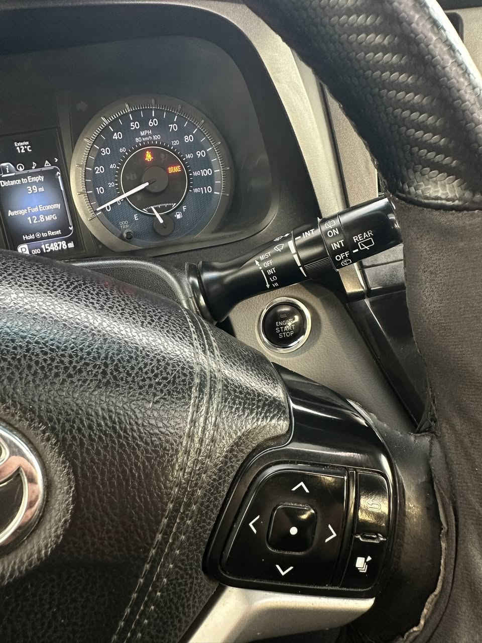 السلام عليكم
للبيع نقد فقط بدون مراوس
 ⚠️Toyota Sienna 2016
_________________________
مواصفات
 SE محدث  XLE  فول
بصمه تشغيل + ابواب + ابواب كهربائيه
داخل جلد ومدوشم جلد تفصال بلادي 
تدفئه + تبريد + تدفئة مقاعد
ويلكب 19 بلادي SE +تخم تاير جديد 
_____________________
محرك 3500 V6 دوش (المرغوب ) 
كير 6 نمر 
كير ومحرك ممتازات 
اي ضوه بالدشبول  ماكو عده حساس التاير 
الحداديه 80‎%‎ 
ماشيه 155 الف مايل ⚠️
رقم اربيل دولي شرط التحويل 
______________________
حادث امريكا
صبغ جاملغات 2 والصندوك مبدل نفس اللون 
بيها طخه اهنا بالعراق بين البنيد والجاملغ
______________________
السياره مال بيت ممشتغله علخطوط خواتها عبرن ال 600 الف 
والحمدلله جاهزه ومرتبه مابيها نواقص حتى الجامه الاماميه بدلتها شهر الفات
____________________
السعر 195 $ يعني 195 ورقه ومجال بسيط
متعجبك السياره تاخذ اغاتها ان شاءالله 
خاص مغلق للاستفسار واتساب او اتصال 
  *********** ابو سيف

⚠️خاص مغلق واتساب موجود
