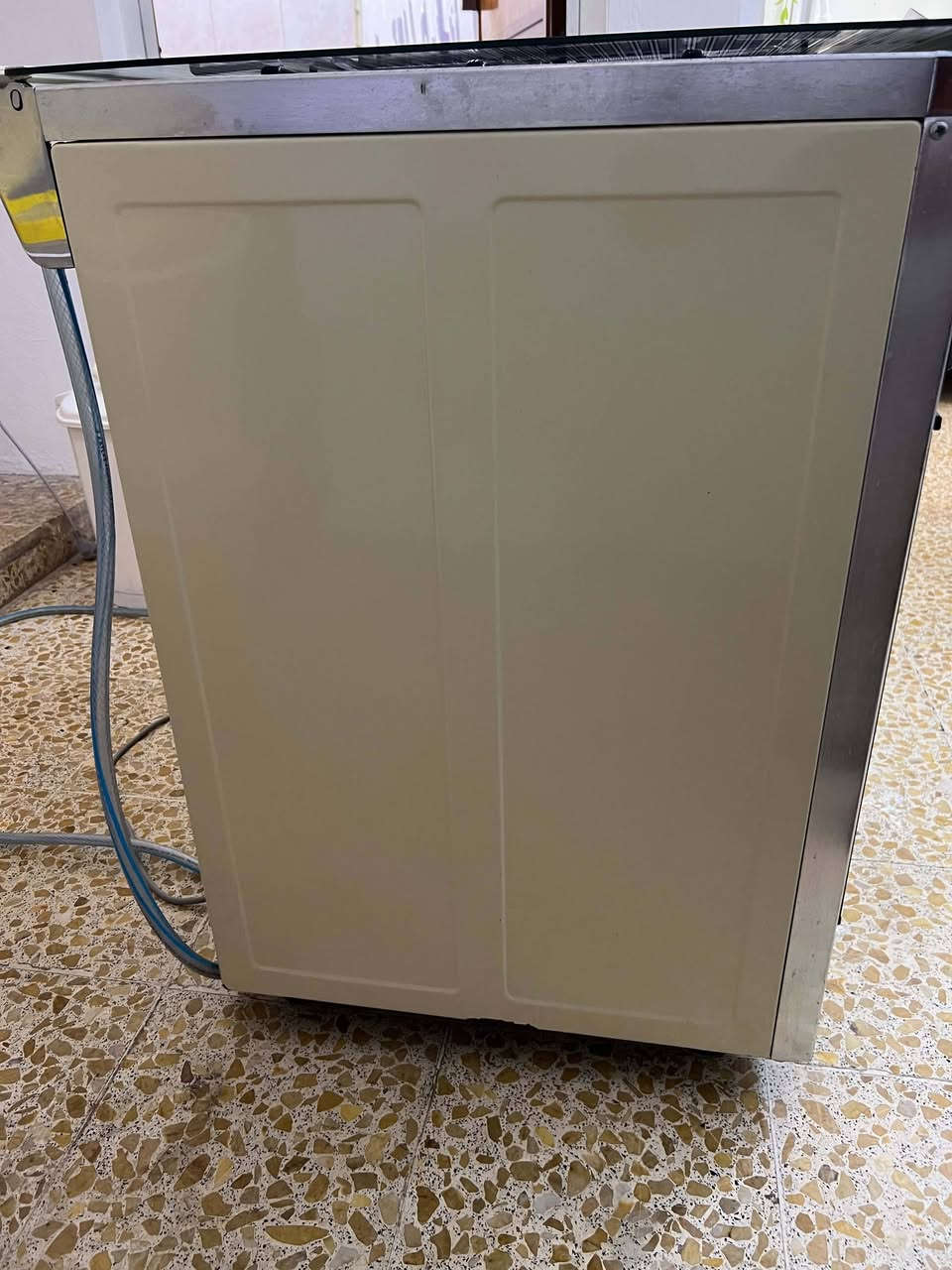 سلام عليكم طباخ جديد كص مستعمل شهرين فقط 5 عيون سعره 350 بي مجال حك جيتك


**إذا كنت صاحب هذا الإعلان وتريد حذفه لأي سبب، رجاءا أرسل رسالة إلى الدعم الفني**