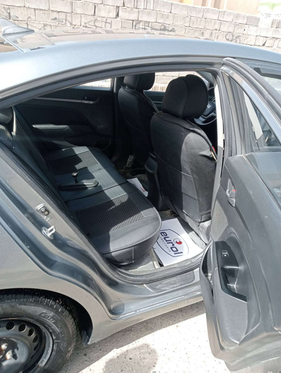 سلام عليكم اخواني الاعزاز للبيع موديل ١٧ سيارة بصمة تشغيل وبصمة ابواب تدفئة كشنات مري شفط منظومة كاملة تبريد جديده باتري جديد صدر جديد سيارة بسمي محرك جي دي اي حادث جاملغ وبنيد السعر ١١٥ مكان سيارة بغدادام الكبر وغزلان محرك كير خير من الله شاشة أعطال إتصال ***********
