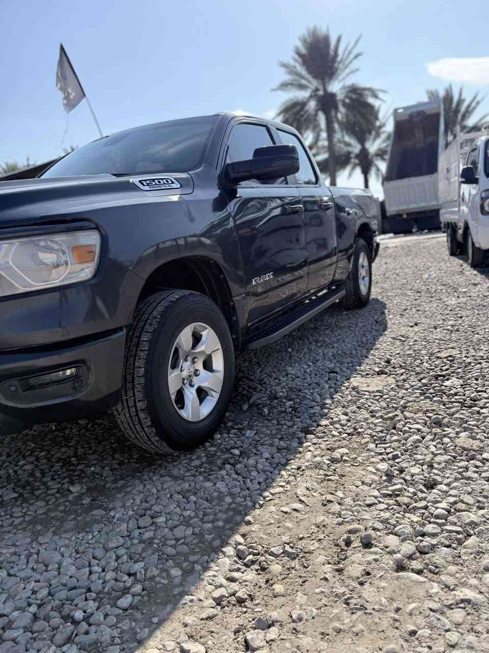 السلام عليكم ورحمة الله 
رام 2022
الفئه لونك استار 
مكينه8v
وارد امريكي حادثه باب السايق
مراوس او بيع 
بعدهي ما مرقمه
***********
