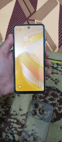 انفنكس سمارت ٨ • ٦٤ • نظيف