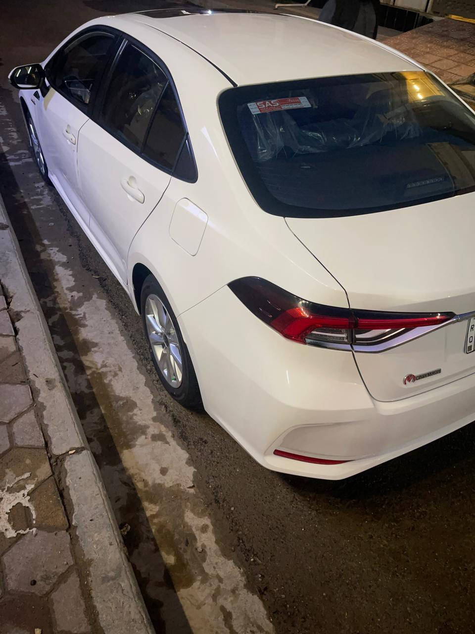 السلام عليكم
للبيع فقط
لبيع تويوتا كورلا هايبرد2024
شكل الخليجي
ماشيه35000 كيلو
بنضافة الزيرو
فول مواصفات
بصمه
فتحه
كراسي جلد
تحديد مسار
شاشه جبيره
كامره
معروفه موصفات الفول
السعر 155ورقه وبيها مجال 
مكان السياره الرمادي 
اي استفسار***********
