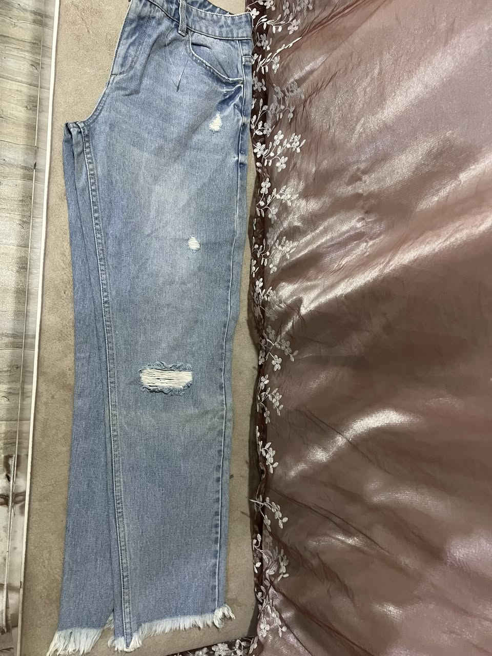 تصفيه القطعه عله الف فقط بنات آخر قطع


**إذا كنت صاحب هذا الإعلان وتريد حذفه لأي سبب، رجاءا أرسل رسالة إلى الدعم الفني**