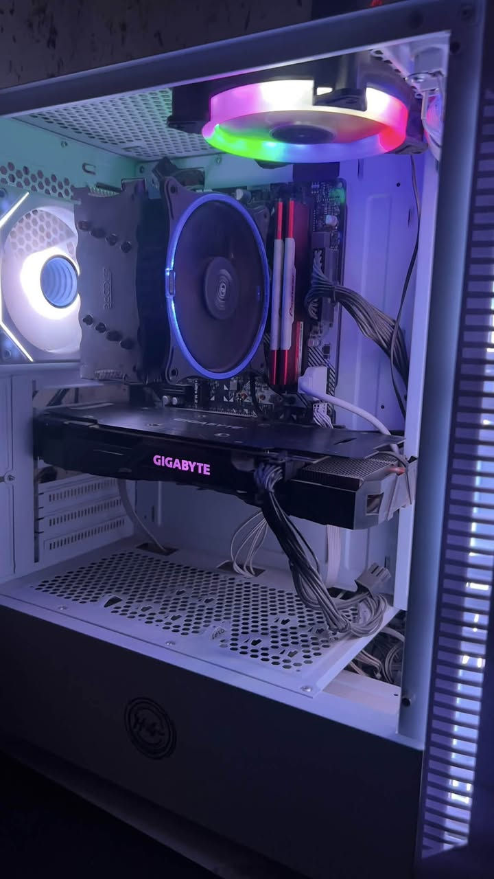 السلام عليكم شباب 

كيس للبيع مواصفاته : 

الكيس : Ryzen 5 2600
الكرت الشاشة : Gtx 1070ti 8g
 الرام : Ram 16g
 مذربـورد : M.B. B450M
الكيس : HeroGear 4 فانات + 1 تركيب 
المـبرد غازي 

ملاحظة : الكيس بدون جـامة 

سعرها 425 الف وبيها مجال 
مكاني بغداد / البلديات


**إذا كنت صاحب هذا الإعلان وتريد حذفه لأي سبب، رجاءا أرسل رسالة إلى الدعم الفني**