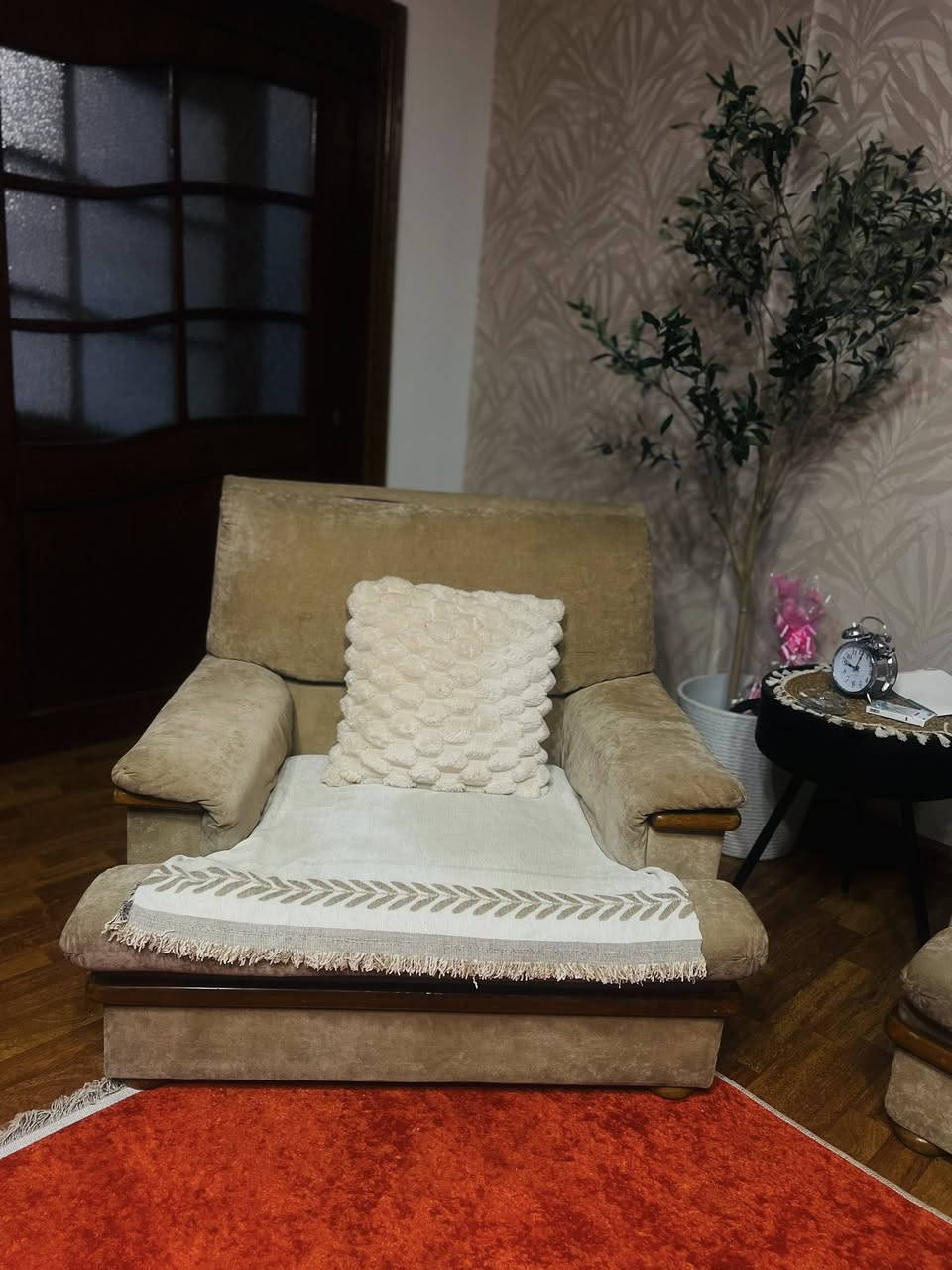 السلام عليكم أغراض للبيع تخم 7 مقاعد لون بيجي ويا طابوريه ونص تخم ٥ مقاعد. وميز بلازما ايكيا أسعارهم مناسبه


**إذا كنت صاحب هذا الإعلان وتريد حذفه لأي سبب، رجاءا أرسل رسالة إلى الدعم الفني**