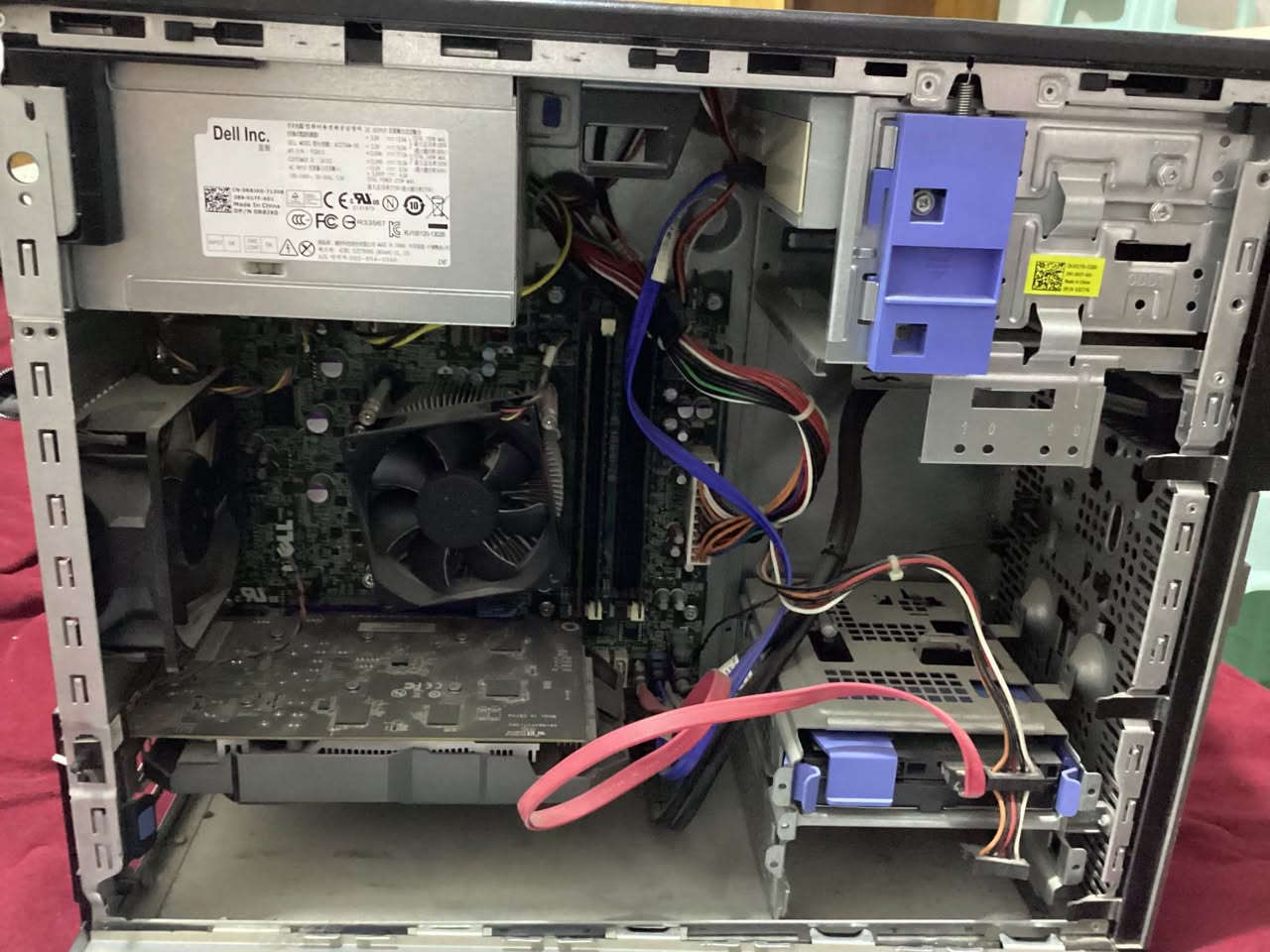 كيس استعمال قليل 

مكاني الشعب رقم الهاتف(***********)
ما ابيع بس كارت الشاشة الفارس, صلاح الدين
