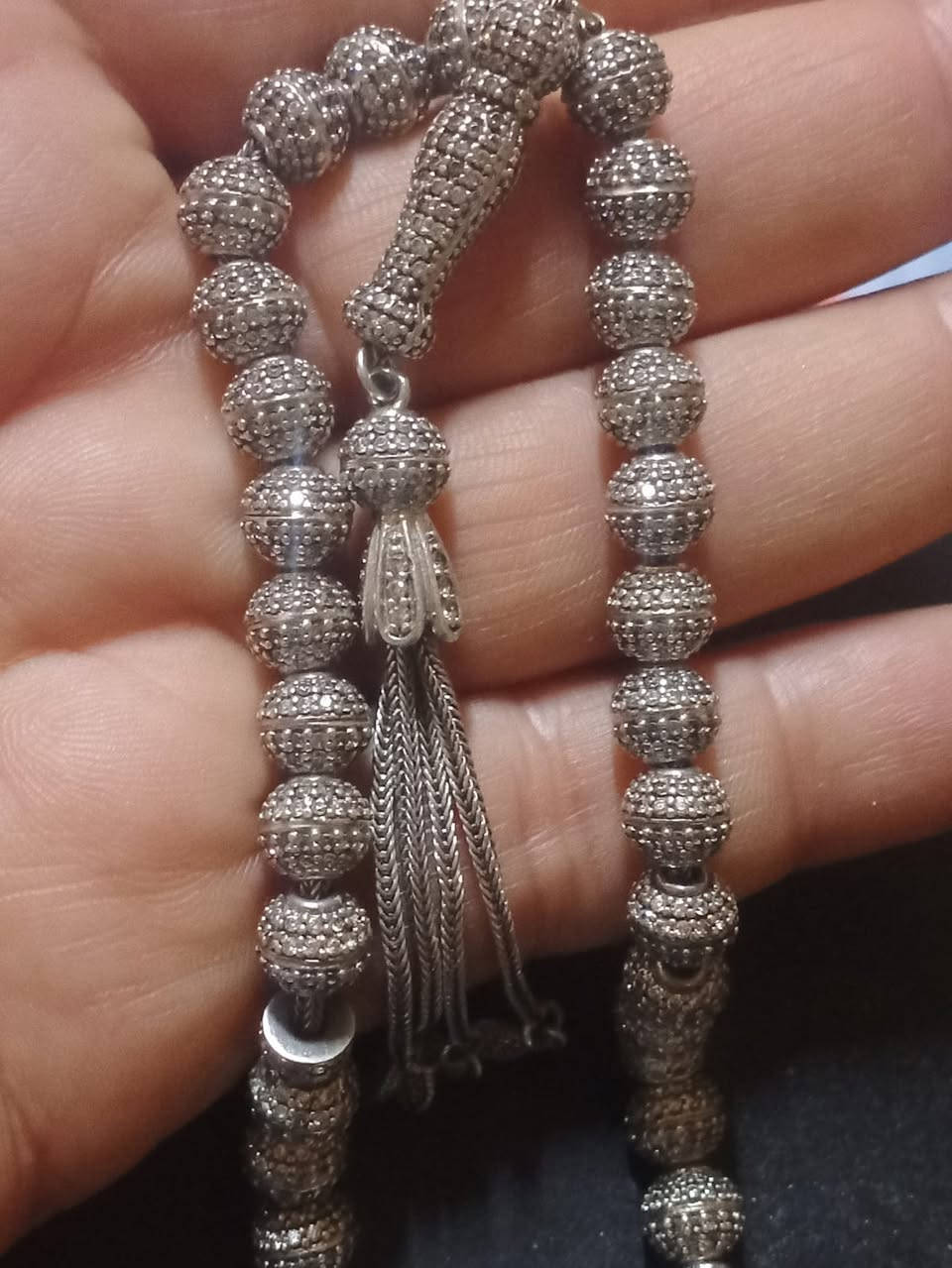 مسبحة فضة مطعمة بالزركون - مختومة 925 - الوزن 51.8 غرام - غير مستعملة - السعر مع التوصيل 210 الاف - (سعر الغرام 4 الاف)


**إذا كنت صاحب هذا الإعلان وتريد حذفه لأي سبب، رجاءا أرسل رسالة إلى الدعم الفني**