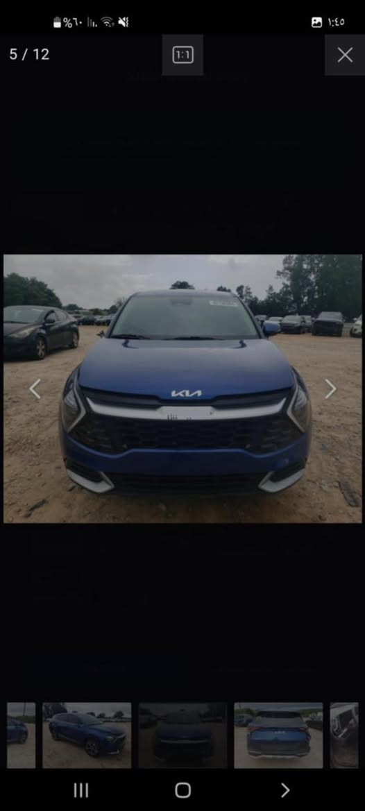 سبورتج موديل ٢٣ فول عدا الفتحه
حادثها 
جاملغ خلفي فقط 
رقم بغداد تحويل ثاني يوم 
بدون ايرباكات 
السعر ١٩٢ ورقه 
العنوان بغداد حي جميله 
***********
