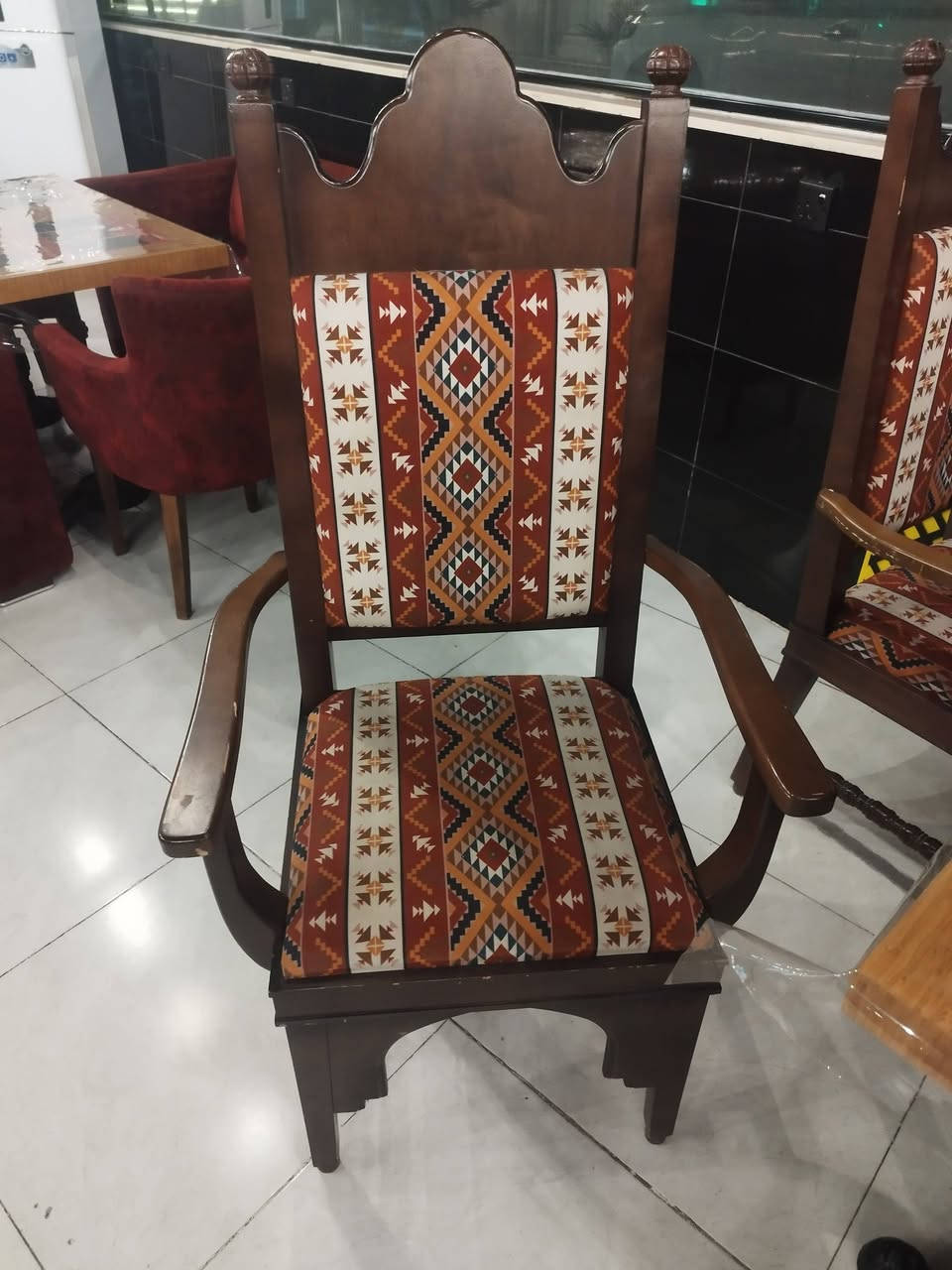 كراسي للبيع


**إذا كنت صاحب هذا الإعلان وتريد حذفه لأي سبب، رجاءا أرسل رسالة إلى الدعم الفني**