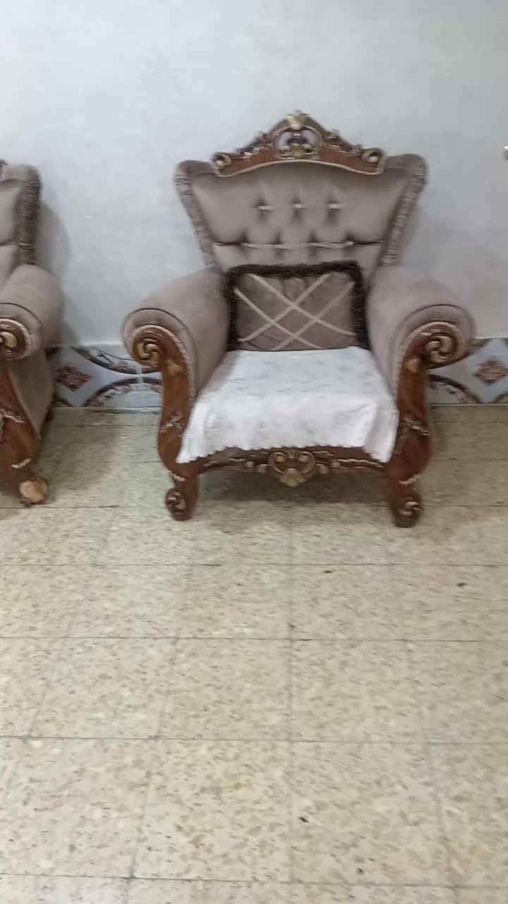 تخم ١٠ مقعد تركي حطاطه زان للبيع سعر ٥٧٥ شراي يتصل على رقم ***********
