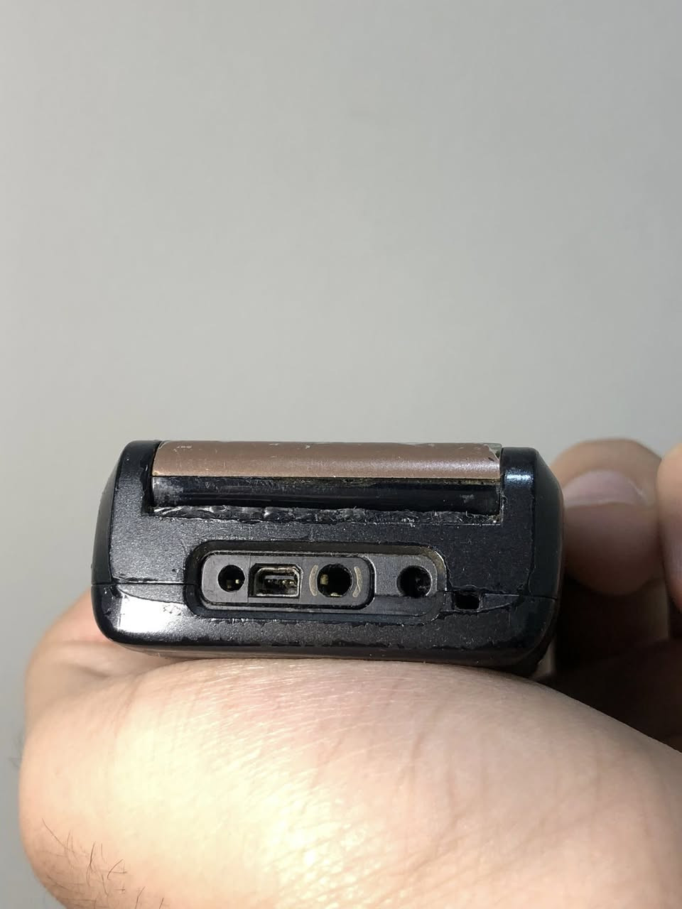 قيم واخذ
نوكيا دفتري
ويا شاحنه وبطاريه
شغال بس بي تهريب شحن(شورت)


**إذا كنت صاحب هذا الإعلان وتريد حذفه لأي سبب، رجاءا أرسل رسالة إلى الدعم الفني**