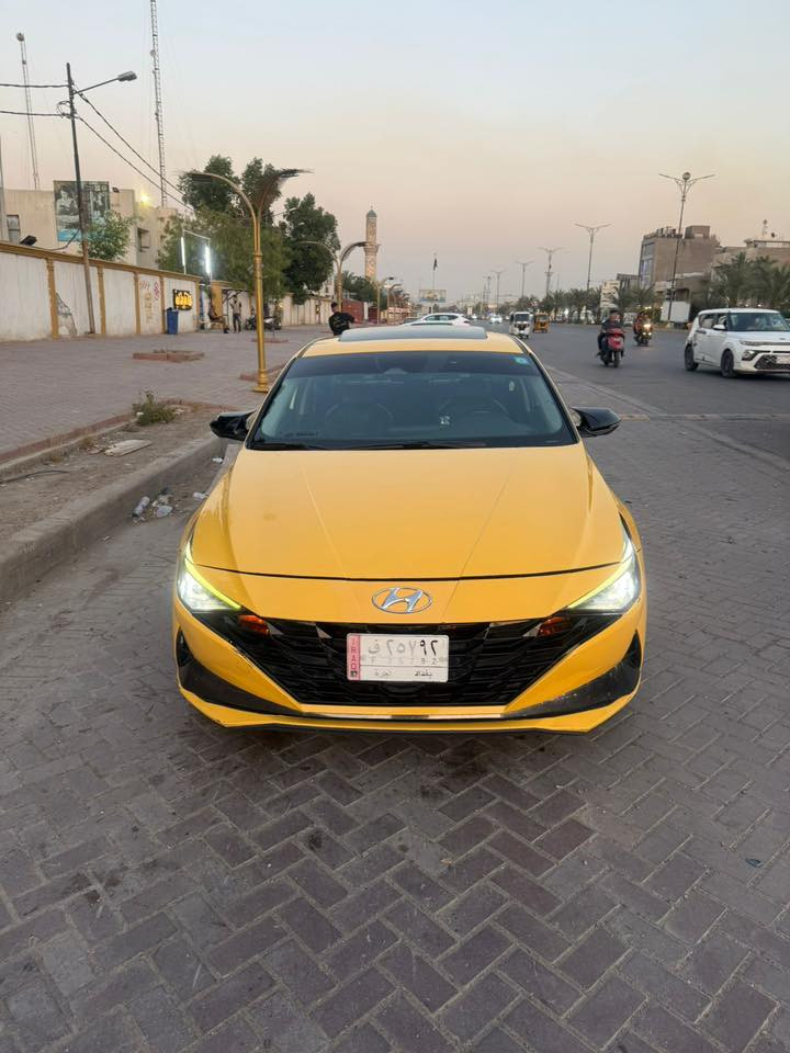 السلام عليكم النترا 2023 وارد أمريكي سعة المحرك 2000دوش بدون دواخل بدون ارباك
تخم تاير وتخم ويل جديد صار 10 ايام شاده الهه
1فتحه سقف

2شاشه دجتال متصله بلكامل

3بصمه تشغيل

4بصمه أبواب

5سايد بريك بصمه

6بصمه صندوق

7تشغيل عن بعد

8رادار امامي +رادار خلفي+رادار جانبي

9مانع تصادم+بريك ذكي

10مدخلين شحن+اواكس

11تبريد بيانو متصل

12دوبوا لد بلادي ألوان

13كأمره خلفيه دواره

14كراسي تدفئه +جلد+كهرباء

15مانع تصادم

16حساسات اطارات

17مثبت سرعه Cross

18أضويه إماميه LED

19نضام ترحيب عند الاقتراب

20مانع انزلاق

21دخول ذكي

22نضام قياده ذاتيه

23أناره أضويه اوتو ماتيك

24نضام GPS+خرائط

25- 3انضمه قياده eco-Nor-sport

26شاشه اعطال إلكترونيه

27زر عرض الكامره

28لايت زنون 

29شحن واير ليس

حادث موضح بلصور بدون دواخل طخات بصيطه بيهه منضمه غاز السعر142 العنوان بغداد حي اور  
***********
