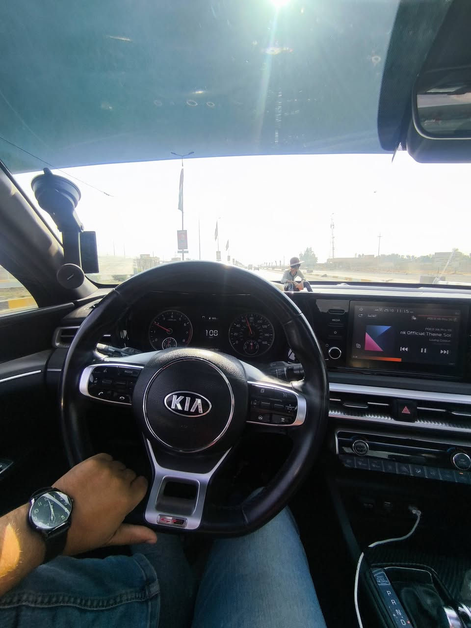 سلام عليكم 
K5 موديل 21 ١٦٠٠ تيربو 
مواصفات تيربو معروفه 
رادارات كاميرا تشتيل عند بعد بانوراما وشحن لاسلكي واكوبعد ماذاكرهن 
سياره فقط حادث امريكا بنيد وجاملغ جهة العبري بيه ايرباك فقط العبري طاك  
رقمه بغداد سياره بأسمي سنويه وهزه جديده مكان سياره نجف 
السعر 162 وبيه مجال 
تواصل مباشر 
***********
