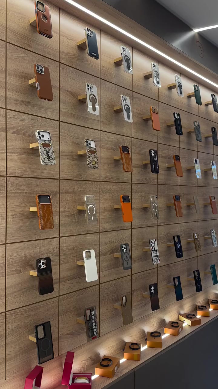 📱 قمة التميز للهواتف الذكية - عنوانك للأجهزة المضمونة 📱
​نقدم لكم اليوم قطعة مميزة تجمع بين الأداء القوي والأناقة اللامتناهية:
​✨ iPhone 13 Pro Max ✨
​المواصفات التي تبحث عنها:
​اللون: أسود ( Black ) 
​الذاكرة: 256 جيجابايت (مساحة واسعة لكل صورك وفيديوهاتك) 💾.
​البطارية:88% (أداء ممتاز يدوم معك طويلاً) 🔋.
​النظافة: 100% (الجهاز بحالة الوكالة مستبدل شاشة أصلية فقط ) ✨
​لماذا تختار قمة التميز؟ 🏆
​نحن نحرص على تقديم الأجهزة الأصلية والمفحوصة بعناية لضمان رضاكم التام.
​📍 تفضل بزيارتنا الآن:
[ الرمادي - شارع السينما - مقابل فرع الشورجة ]
​📞 للتواصل والاستفسار:
[ *********** ]
​قمة التميز.. حيث تلتقي الجودة بالثقة! 🤝
#قمة_التميز #الانبار #الرمادي
