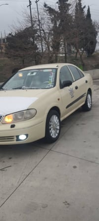 سلاوئه م سه نيمان هه يه بوفروشتن به له يه بجووك بوياخى هه يه بيشو دواى...