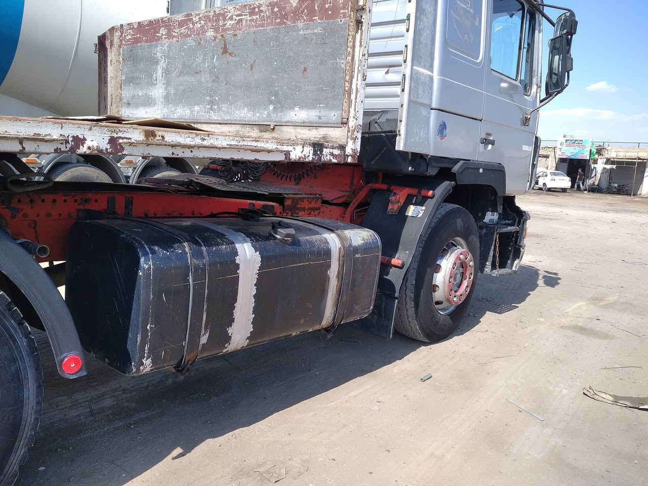 سلام عليكم مان صقر موديل 92 فلات ذات جوانب متحركه سنويه نافذه لغاية 2022 جاهزه للعمل تخم تاير جناب العربانه كاملات السعر 160ورقه للأستفسار ***********
