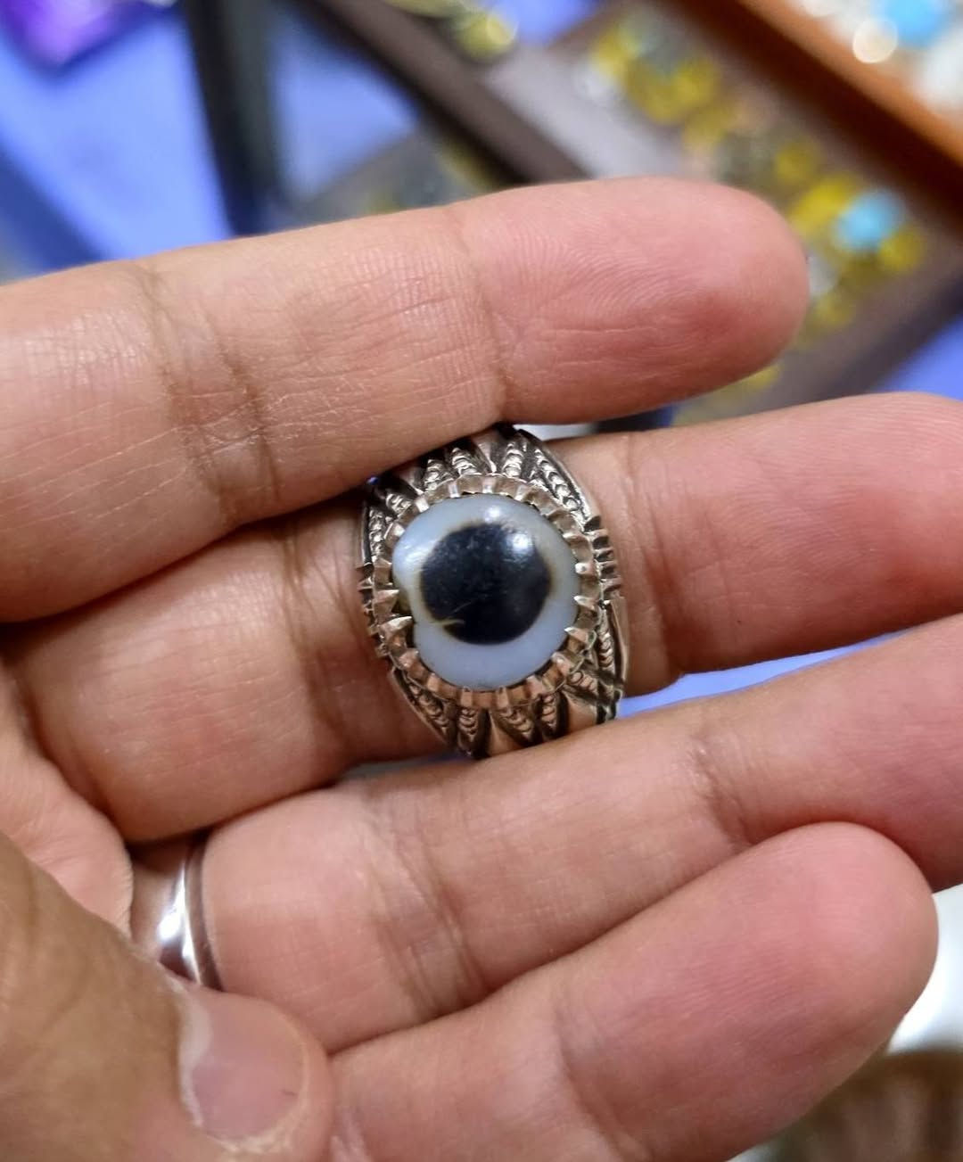 نعرض لكم القطع النادرة
(كل الي موجود في المنشور قديم اصل وفصل) 
صياغات يدويه تواصل على الخاص او ***********
@إشارة
