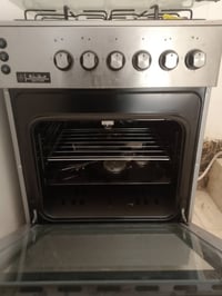 فرن • اغراض جديده • استعمال قليل