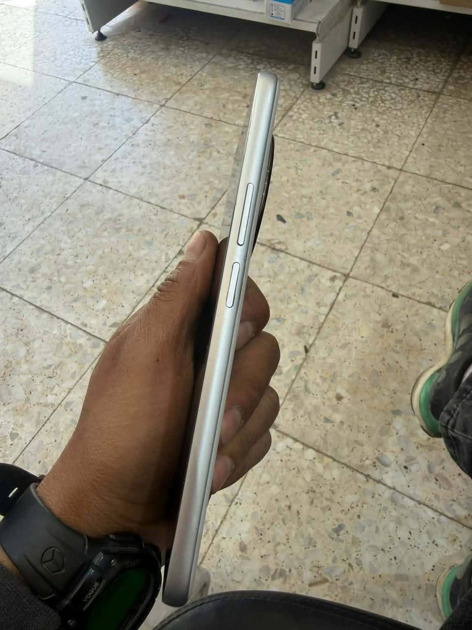 سلام وعليكم جهاز اكس 9 سي سمارت الجهاز الله شاهد مال بيت وجهاز غني علئ التعريف مداخل صيانه جهاز نضيف كلش ذاكرته ٢٥٦ 
السعر ٢٥٠ وبي مجال حك الجيه مكاني العلاوي يم مستشفي الكرامه
متواجد بس واتساب ***********
