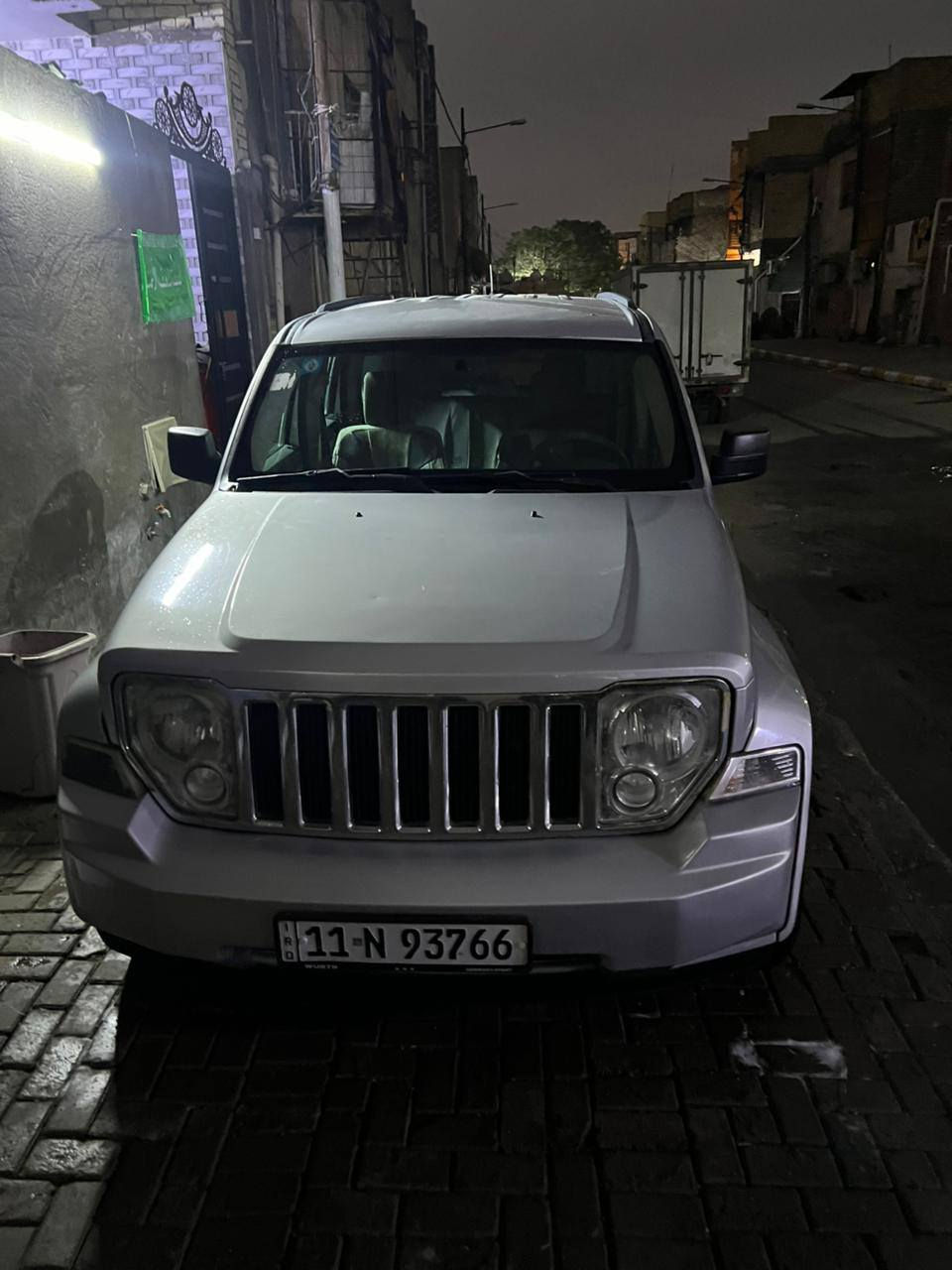 السلام عليكم جيب لبرتي موديل 8 بيهة جراد بل بنيد وبيهة جاملخ شوية صبغ اثر الطخة وموجودة صور الطخة بل منشور 80 وبيهة مجال حك الجية عارضة 80 وبيهة مجال ***********
