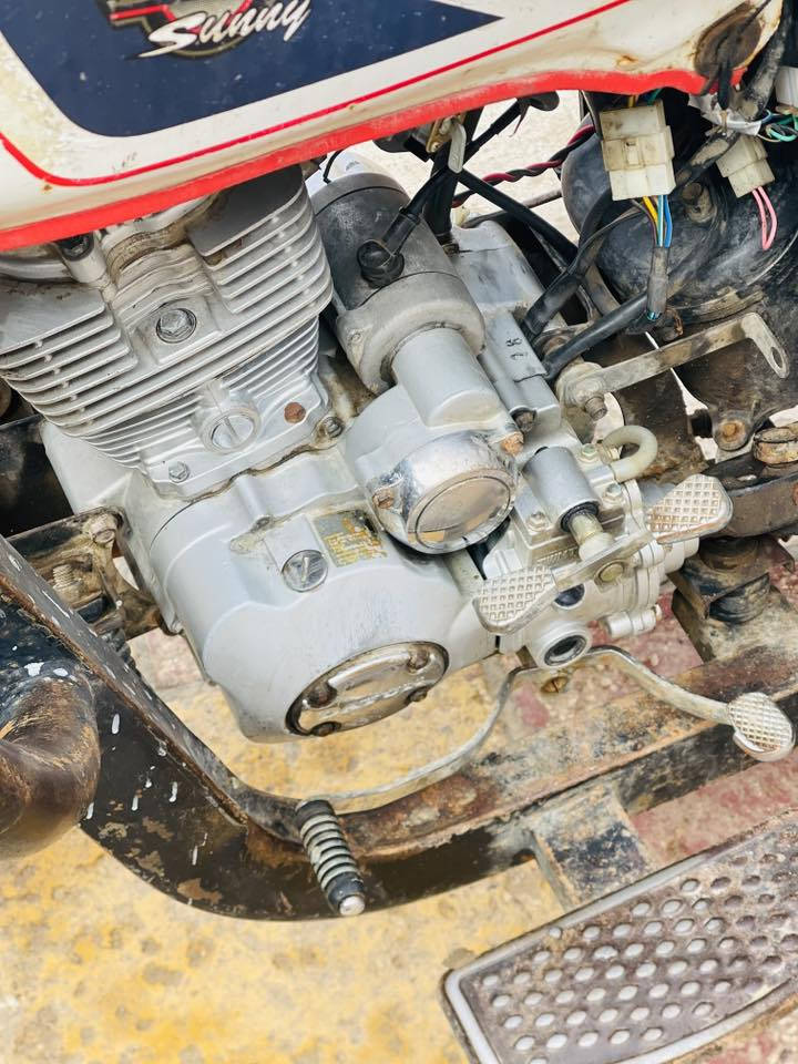 ستوته للبيع اصولي رقم نضيفه محرك وبدي وتايرات 

0782 750 1020
