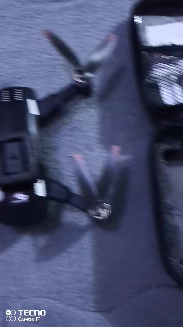 ٣٥ الف برشلز شاشه


**إذا كنت صاحب هذا الإعلان وتريد حذفه لأي سبب، رجاءا أرسل رسالة إلى الدعم الفني**