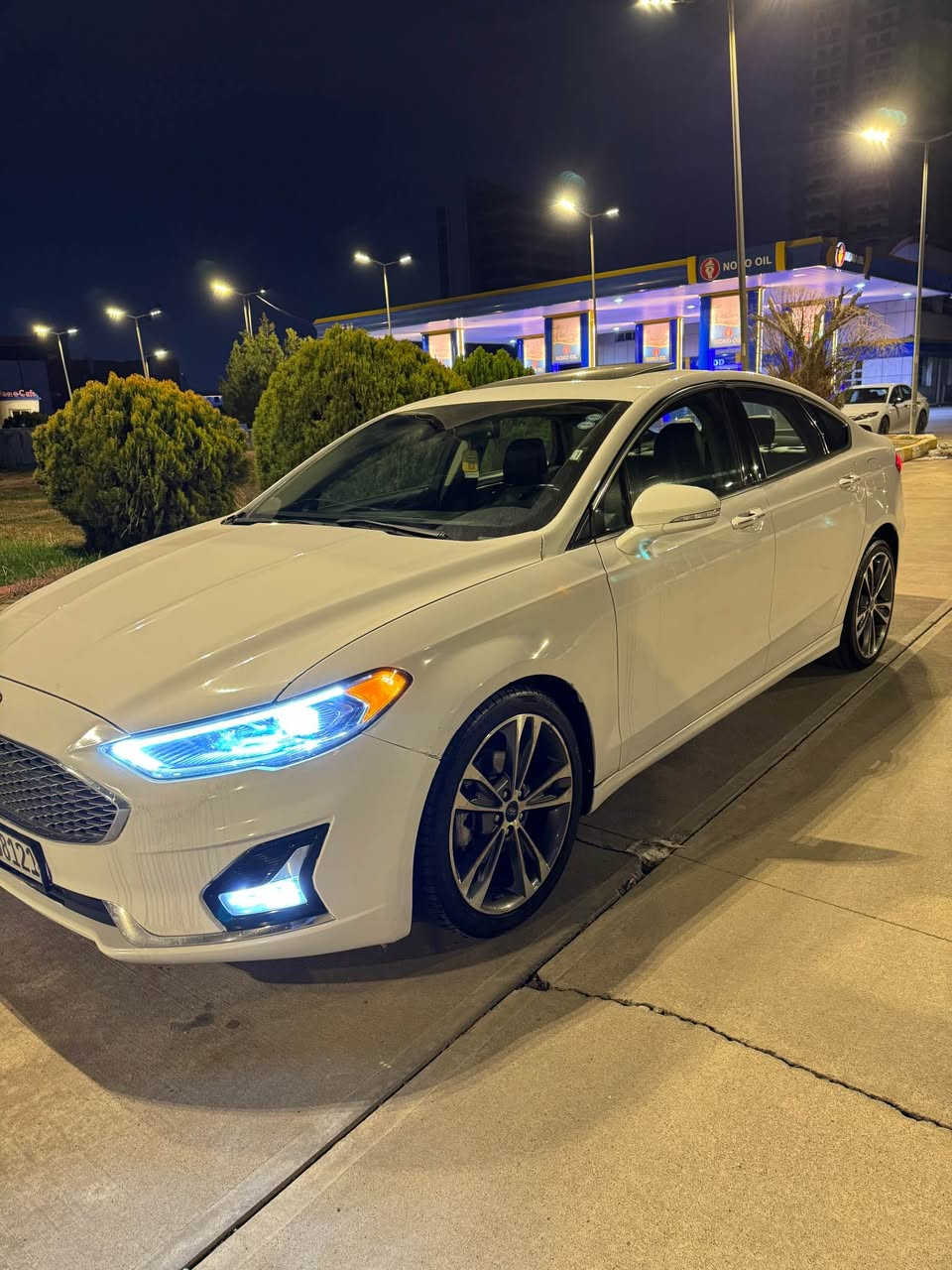 السعر الجوة السوق 129💵
Ford fusion 2020
20turbo
‎فيوجن تيتانيوم 20 توربو

‎المواصفات
‎تشغيل واطفاء عن بعد فتح وغلق النوافذ بالكونترول
‎تحذير في حالة الاقتراب من جسم في الطريق
‎بريك تلقائي
‎نقاط عمياء في المرايات مع رادارات خلفية للتنبيه من قدوم الاجسام عن يمين ويسار السيارة بالاضافة للحساسات والكامرة
‎الخلفية مع امكانية تقريب الصورة
‎تبريد منفصل يمين يسار بالاضافة لقطعة التبريد الخلفي
‎اوامر صوتية
‎فتحة سقف
‎لايت لد زينون
‎اضاءة نهارية
‎اضاءة اوتو
‎حساس مطر للماسحات اوتوماتيكي
‎تدفئة مرايات حانبية مع تعتيم
‎هاند بريك الكتروني
‎حساس اطارات
‎نظام صوتي سوني 12 سماعة مع وشاشة سوني

‎(( مكانها اربيل )))
سيارة جاملغ صبوغ باب صبوغ بجم. كبس
‎وضع شركه 
‎بدون ايرباكت وبدون دواخل 

‎***********واتساب
‎كورك*********** أربيل, العراق
