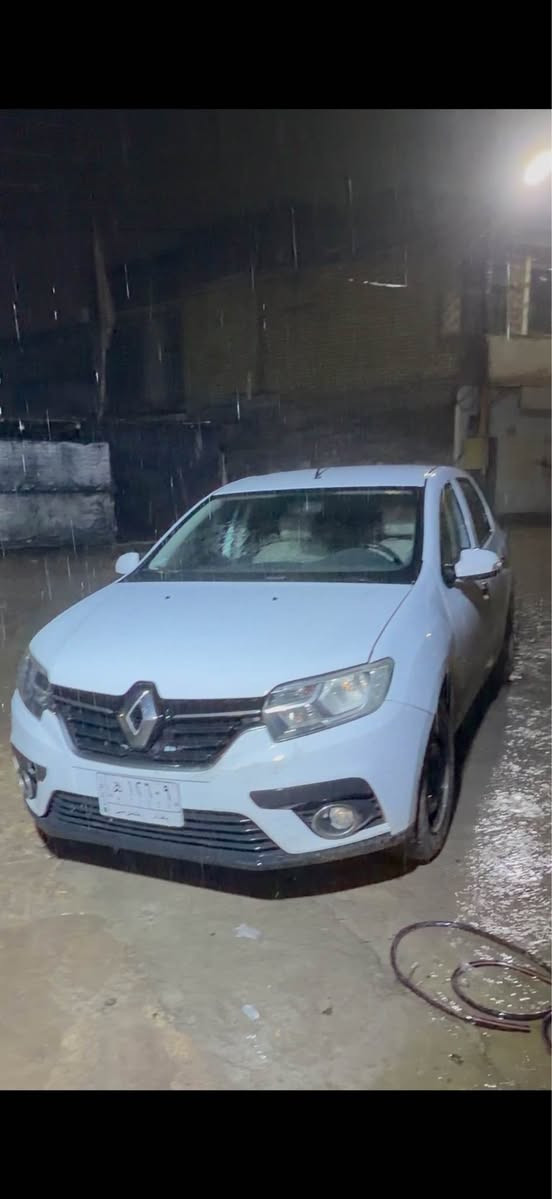 رينو سمبل موديل2020 بيع مستعجل بيها باب سايق وجامرلغ تبديل اثر حادث سطحي بدون اي لغود اربع قطع صبغ بسعر مناسب تواصل *********** بغداد, العراق
