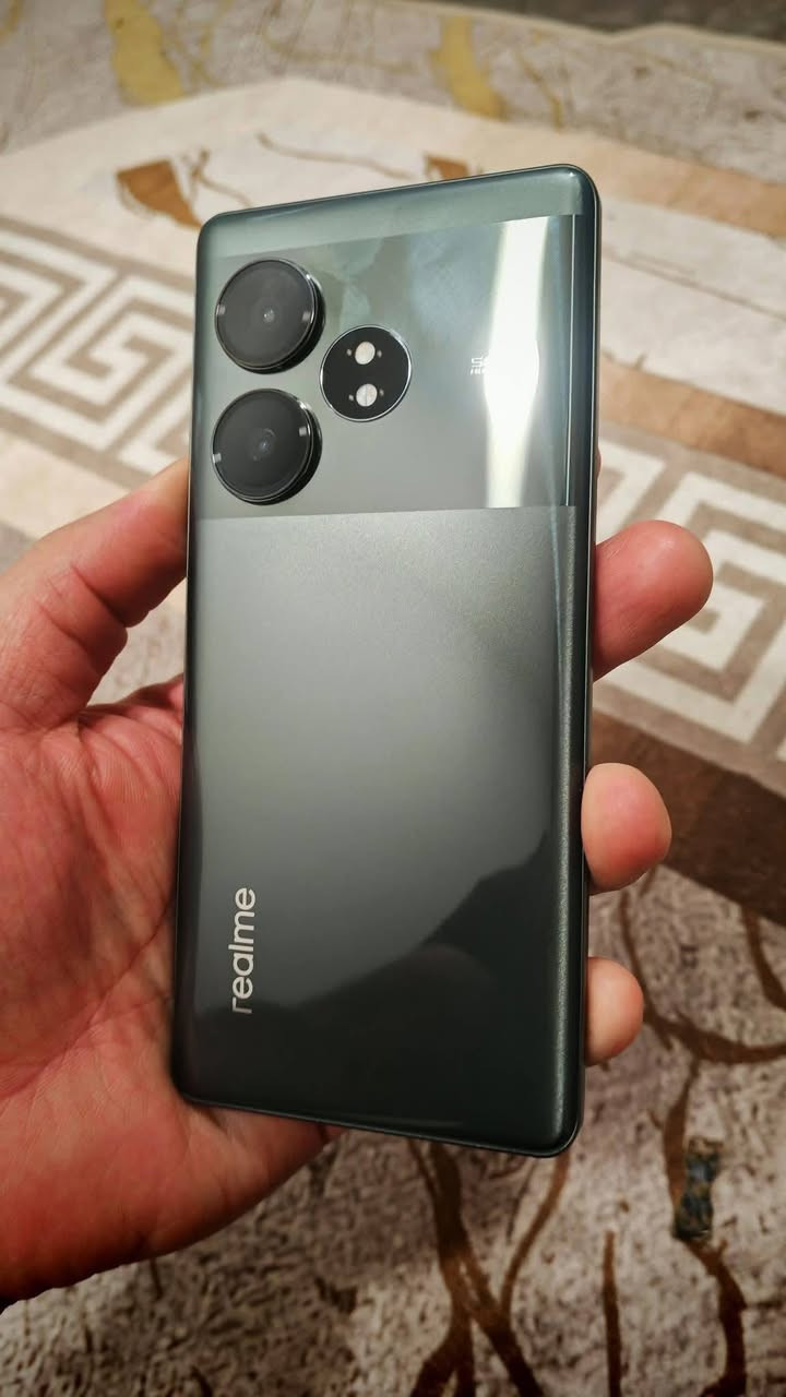 متوفر ريلمي GT6T
بطاري5500  شحن أقل من 20دقيقه

رام12/12     معالج سناب دراغون جين3الجيت7 الاحدث

يبجي 120 فريم    / جهاز مدعوم ذكاء اصطناعي 

كامره 50+8 خلفي  من سوني  تثبيت بصري وفوكس ومعالجه ذكاء الاصطناعي ...

ذ256. جهاز نضيف كلش غراضه بس شاحنه وياه السعر 410 بيه مجال قليل مكانيّ الديوانيه توصيل موجود اتصال ***********
