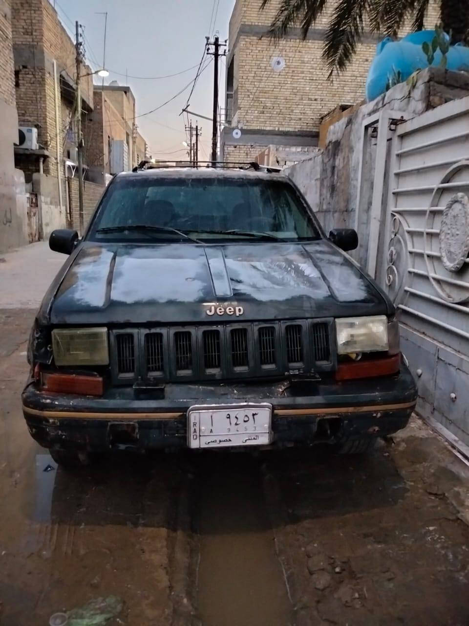 جيب شيروكي موديل 1995 محور محرك VVT ٦سلندر
تخم تايرات جديد تم شده و المحرك قبل ٥ أشهر تم شده  
السيارة ماشية قليل السهر ٤٠ ورقة و بيها مجال للشراي 
للتواصل اتصال على رقم ***********
