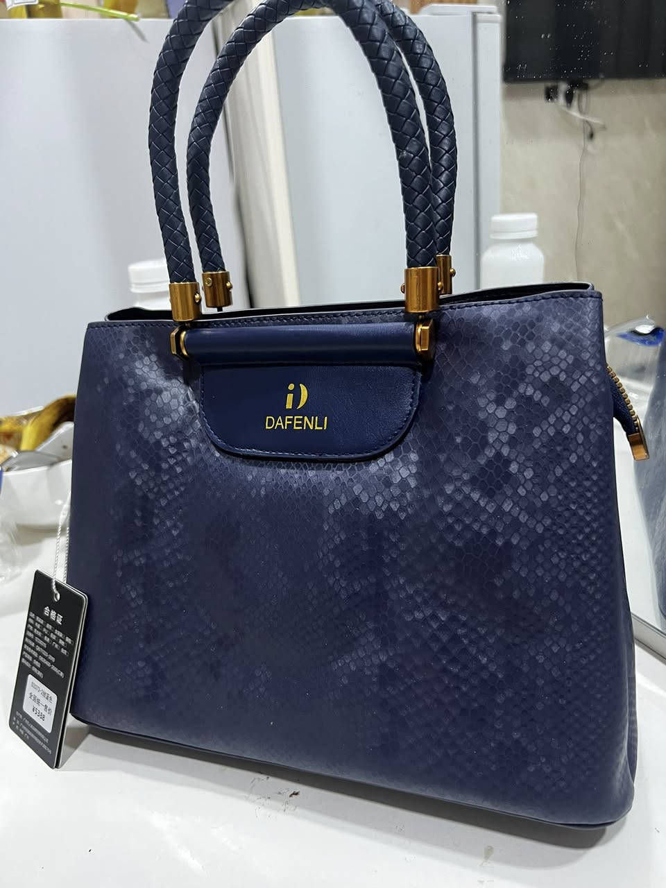 جنط ماركة ماستر جديد بأسعار مناسبة


**إذا كنت صاحب هذا الإعلان وتريد حذفه لأي سبب، رجاءا أرسل رسالة إلى الدعم الفني**